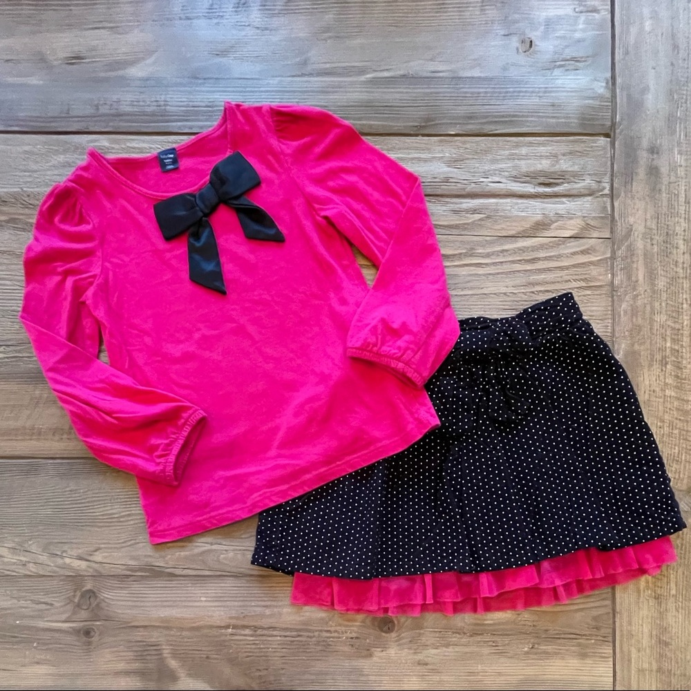 BabyGap girls matching set in size 4